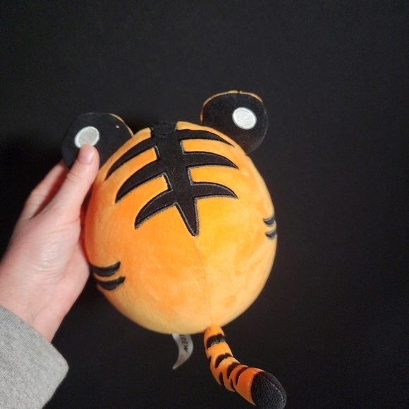 Krew District Soft Plushie Squishy Draco Orange 8'' - Picture 3 of 5